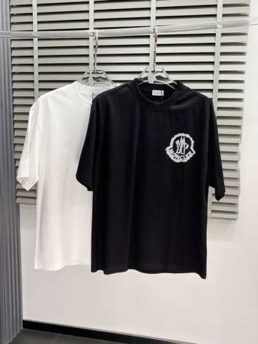 Moncler蒙口独家专供新款原单男士休闲短袖 高端定制 高版本 时尚百搭爆款进口面料 手感超柔软细腻 穿着亲肤舒适 高端精品 代工厂p精细做工 上身非常赞 男