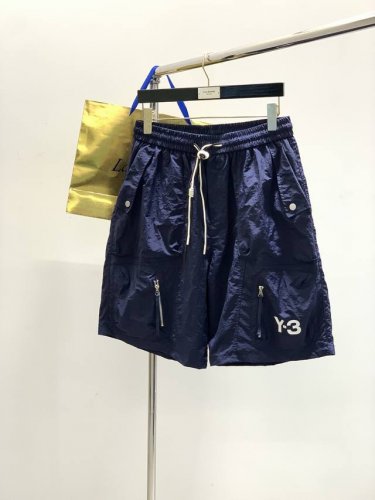 y-3 山本耀司，2025夏季最新品，专柜同步有售，原单狠货，时尚休闲短裤，进口原版面料，舒适度极佳，经典Y3字母Logo，档次极高，舒适透气，上身时尚有型，2