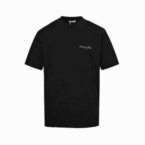 本地自取: 170 dior/迪奥 24Ss 斑驳做旧字母破洞短袖 原8,900购入，原版面料一比一开版，色系简约，经典耐穿百搭。 颜色 白色 黑色 size: