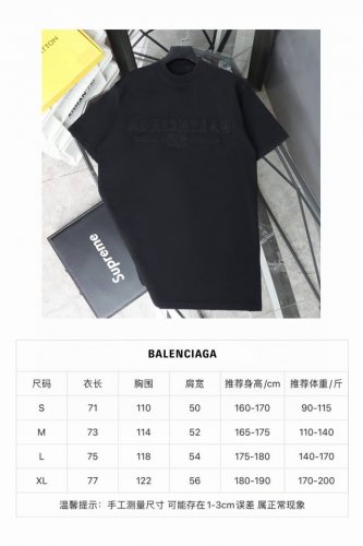 尺码表&细节图# Balenciaga巴黎世家2025新款水洗做旧款贴布绣Logo 双面穿圆领短袖T恤 可双面穿短袖 采用特定重磅32S精棉平纹针织面料，300