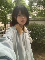 Burberry巴宝莉战马牛仔水洗海蓝色复古面料翻领情侣同款印花外套 撞色拼接鹿茸绒领口 袖笼处采用三针明压线工艺 胸前口袋拼接走线！ 新款夹克 经典的哈灵顿夹
