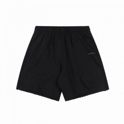 Balenciaga巴黎世家Blcg Back烫钻短裤 定制高密丝绒毛圈棉，采用高温气蹦机压烫，通过高温气体与布料接触，利用热能和压力对布料进行压烫处理，能够确