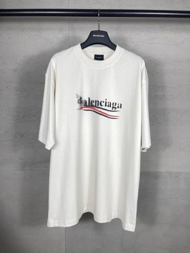实拍图 顶级版本.官网品质 Balenci*Ga 巴黎. 新款经典字母Logo印花涂鸦短袖T恤 砖柜同步.第一时间正品研制 所有面料色系.印花Y板定制.欢印对比