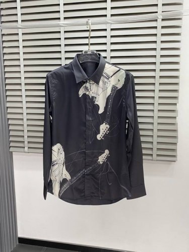 y-3山本耀司独家专供新款男士休闲衬衫 高端定制 高端版本 时尚百搭爆款进口面料 手感超柔软细腻 穿着亲肤舒适 高端精品 代工厂P精细做工 上身非常赞 男士必备