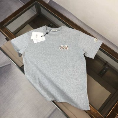 amon*Cler 蒙口 2025春夏最新款短袖T恤，男女同款定制专属纯棉面料，定制原版工艺螺纹，胸前定制双标Logo点缀！简约大方，从容百搭，档次极高，完美融