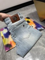Roberto Cavalli25S春夏男士休闲牛仔裤.....码数28-3837
