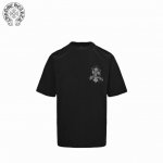 Chrome Hearts 克罗心 25Ss 烟雾十字花贴布绣短袖 面料采用26支精棉双纱230克，经过高温预缩处理克重高达260克，触感细腻柔软，质地透气，配