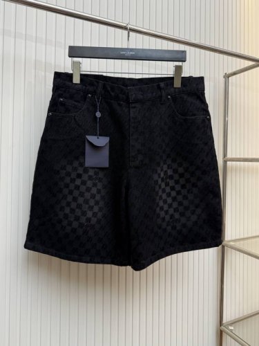 lv 路易植绒棋盘格皮牌阔腿牛仔短裤 Size：S M L Xl