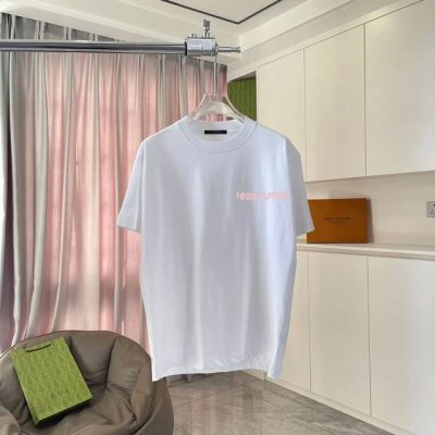 LV*路易威登2025夏季新款 个性字母Logo印花 定制面料300G 短袖T恤 男女同款 尺码：S M L Xl Xxl 五个码 颜色：黑色 白色 湖绿色 铁
