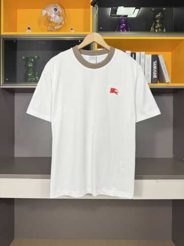 burberry巴宝莉 25Ss 拼接领战马小标刺绣短袖T恤 面料采用280克双纱纯棉面料+2X2配套螺纹，，订染颜色后整蚀毛处理， 对照原版做丝滑超柔处理，