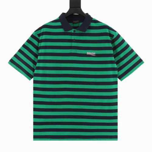 balenciaga 巴黎世家 条纹polo衫 当甲板上的晨雾与电子屏蓝光共振 这件翻领polo便成了后现代水手的航海日志 黑白条纹精神干练 上身如阳光洒过头顶
