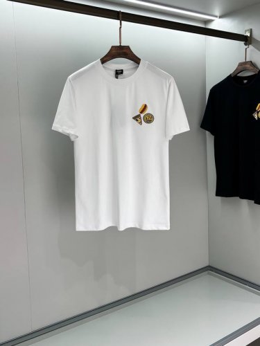25ss男女同款圆领短袖 克重260 Fe*di 糖果多色刺绣短袖圆领T恤 重磅棉质材质。胸前饰有拼色线迹FF凸纹刺绣。 上身舒服 夏季必备单品 码数：S-2X