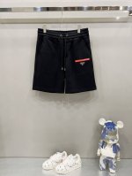 prada 普拉达 星空斜纹布纯棉面料短裤 红色字母胶条Logo三角标铁牌徽章标识 官方同步 高版本 高品质 时尚个性 百搭潮流 纯原品质 原版面料 吊牌 领标