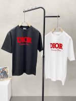 Dior迪奥独家专供新款原单男士休闲短袖 高端定制 高版本 时尚百搭爆款进口面料 手感超柔软细腻 穿着亲肤舒适 高端精品 代工厂精细做工 上身非常赞 男士必备单
