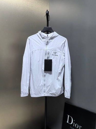 原版定制 官网同步 始祖鸟 Arcteryx-Squamish 系列 Hoody 防晒轻薄风壳连帽休闲款夹克皮肤防晒衣 1男女同款可配情侣装防晒指数50+认证款