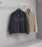 P440 8827杰尼亚 Z*Zegna最新款斜口袋拉链夹克风衣外套，最新品，小翻领夹克外套，质地采用进口高档顶级面料，手感柔软细腻上身柔软舒适，后背经典品牌L