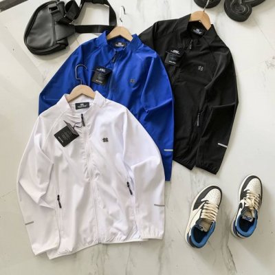 Kolonsport 可隆三色立领轻量凉感防晒衣情侣款 户外轻量化凉感防晒衣上新，小树家专柜同款 采用功能性专业户外防晒型针织材料88的锦纶和12的氨纶有非常好