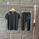 Descente 迪桑特 夏季简约 户外休闲运动健身冰丝速干无痕短袖短裤套装 -适合夏季的四面弹面料，轻薄舒适！透气巨好！宽松版型设计！上身效果绝佳！ 打球、健