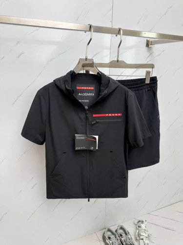 prada 上衣 短裤 48 56