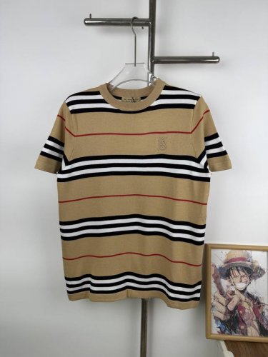 款号G665 新款Burberry 巴宝莉Ss夏季线纱条纹针织短袖T恤 原版面料高版本高品质 网红明星同款 极细蚕纯棉细线 线纱 抗皱强 做工精细 定制Logo