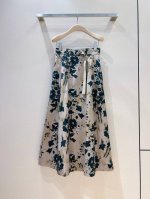 D家24春夏渡假新品 水墨画元素图案半裙 国风水墨演绎无拘无束的自由灵魂
