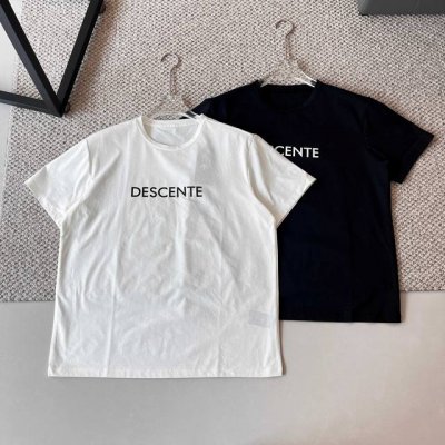 descente 迪桑特Essential系列男士短袖T恤夏季新品 运动短袖T恤版型合身，提供关节活动自由度，令穿着更轻松惬意适用场景跑步、运动等，基础百搭。牛
