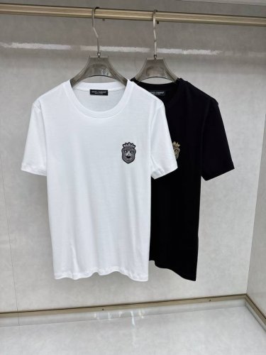 dg 2025Ss春夏最新款短袖T恤，手感柔软，穿着舒适，做工精细.上身效果无敌帅气，码数 M-3Xl