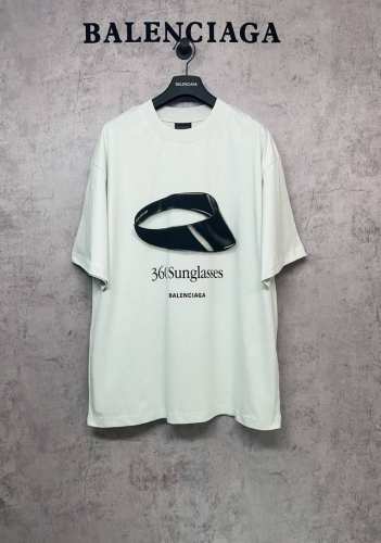 Balenciaga巴黎世家 顶级版本1:1官网品质 太阳帽子360英文直喷印花短袖圆领T恤 砖柜同步 面料采用巴黎定制纯棉260G，厚感度十足 重工艺 十字螺