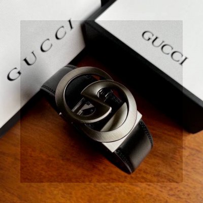 高级狠货 古驰Gucci双G自动扣皮带 好评无数 口碑爆棚 零售后 市面最高品质皮带 全部高清实拍图 质感自己看哈 扣头全部为钢扣 非常重 有份量 皮带为双面头