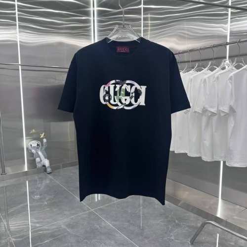 Gu 2025春夏新款 多层立体纹刻字模 男女同款宽松版 S M L Xl Xxl 五个码 黑色 酒红色 杏色