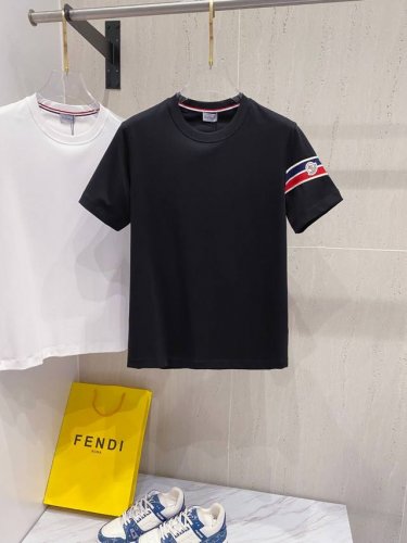 新品 Mo家族男士时装款圆领短袖T恤，贸易公司洋行货，重磅高级心水之物，25年早秋系列，超级明星级Top单品！ 客供埃及进口顶级面料，甄选尼罗河区域光照极好的上