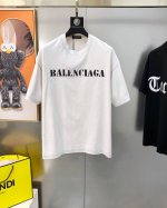 p170 Bal*Nciaga 巴黎世家春夏新款原单男士圆领短袖T恤 专柜同步售卖 做旧系列 高端品质 高版本 Os版型阔版 爆款胸前后背印胶印花字母Logo设