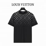 louis Vuitton 路易威登 满印上幅渐变字母印花短袖T恤 定制260G纯棉精梳面料 透气舒适易清洗 数码印花工艺 老花字母Logo元素看起来非常高级感