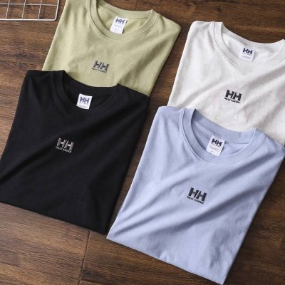 更多细节图展示！ 海丽汉森Helly Hansen新款精梳纯棉圆领短袖T恤情侣款圆领设计，时尚百搭，胸前刺绣Logo，经典的微宽松版型时髦精们玩了这么久都不腻。