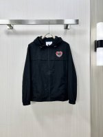 p370 Moncler 蒙口 2025Fw早春新品 七夕限定款情侣连帽夹克外套，衣橱必备的单品之一，出镜率极高，简单而个性鲜明，任何场合都可以胜任，非常的好搭