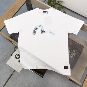 上新 款号：F636 2025新款Evisu福神佛头家花小海鸥图案Logo字母印花休闲情侣圆领短袖T恤，经典永远不会过时、人手必备款，230G纯棉精梳棉不起球不