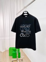 Ss罗意威纯棉最新面料经典标识图案Logo时尚简约潮流短袖 最顶级的品质专柜原单短袖 顶级制作工艺进口面料 专柜款独特设计 采用进口高端订制面料 官网在售 面料