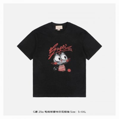 gucci 古驰 25Ss 毛线球猫咪印花短袖 面料采用230克重精梳棉 定制32支1*1螺纹 成衣两遍水洗处理 面料舒适亲肤无异感 定制定染面料 纺织密度高
