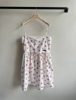 miumi* 25Ss春夏新款 知性分子学院风连衣裙。可以拆卸成背心半裙原版1:1定制花边开发！高版出品！定制进口洗水棉质感超赞！刺绣花边设计甜酷兼备减龄穿搭。