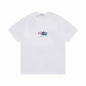 Dior 长期现货放心推 上新 Dior新款T上货 标志印花图案 后幅反标设计 1:1高品质 百分百纯棉洗水处理 布料精梳紧密赛络纺 不缩水不变形 更舒适柔软