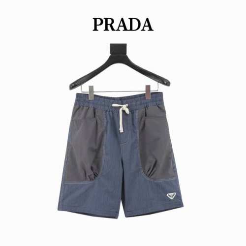 prada 普拉达 工装口袋徽标短裤 定织定染高密平纹混纺面料 裤型融合工装风格又不失优雅 两侧搭配热切割织带 原版1：1定制 腰部硅胶3Dlogo牌 裤脚锌合
