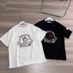 moncler 蒙口两色红蓝白黑拼色立体大标刺绣标情侣款短袖T恤 moncler蒙口短袖T恤的价格p其实蛮有优势的 去过专柜的应该都知道蒙口的价格p不会比Guc
