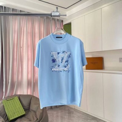 LV*路易威登2025夏季新款 个性字母Logo印花 定制面料300G 短袖T恤 男女同款 尺码 S M L Xl Xxl 五个码 颜色 黑色 白色 湖绿色 天