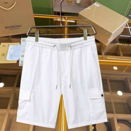 普拉达 原单货情侣款2530春夏新品短裤 专柜同步有售，时尚休闲裤 ，进口原版面料，上身舒适透气，顶级工艺品牌Logo，腰围工艺螺纹围接，档次极高，版型超正，上