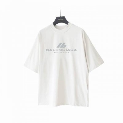实拍细节图+细节图 巴黎世家Balenciaga 新款Ip反光字母短袖 24年主麦上身 成衣简约大方前幅标识字母采用满天星变色胶浆字体随着光线折射展现不同的色泽