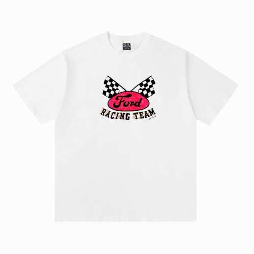 Vt2508 复古美式短袖T 颜色：白色 码数:S-Xl 复古福特汽车公司“赛车队” T 恤 福特汽车公司于 1903 年在密歇根州底特律成立。从那时起，福特就