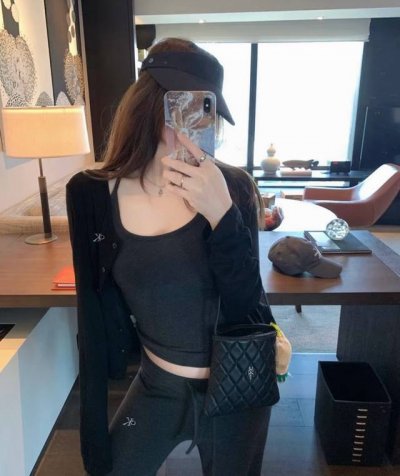 calvin Klein Ck字母刺绣V领开衫抽绳长裤挂脖背心三件套套装 款号 25670205462 颜色 碳灰色 尺码 均码 80-125斤