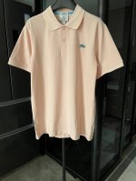 高端复刻 Lacost 鳄鱼 经典胸口小标刺绣Polo衫短袖T恤1:1 粉 定制主标 辅料 水洗齐全 品牌精密刺绣标 领口翻领设计，经典百搭 正面胸前有鳄鱼刺绣