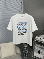 loewe罗意威 2025Ss春夏高品质情侣短袖T恤，高克重纯棉T恤，工艺品级别，重工工艺，尊享好货，车线做工符合精品要求，超级好搭配，品质及剪裁设计都堪称一流
