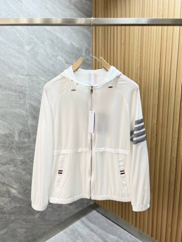Tb 2025年春夏新品上新 三标齐全 防晒服 好货不用过多介绍 看细节 专柜码数 S-Xxxl 175 140建议L